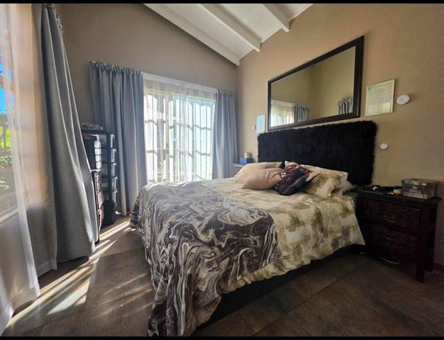 3 BEDROOM TOWNHOUSE FOR SALE IN MEYERSDAL